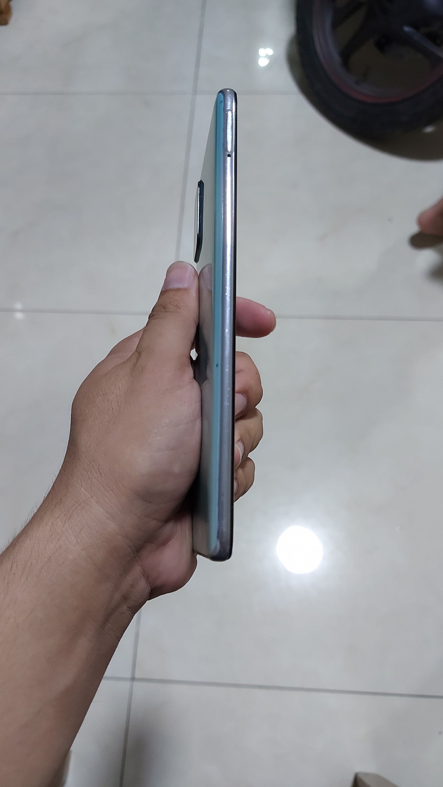 Bán điện thoại Samsung Galaxy A71 Ram 8g/128gb VN