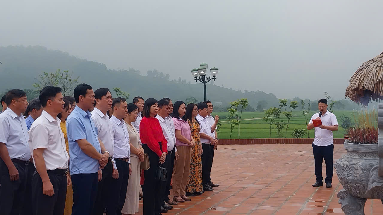 CHI BỘ CƠ QUAN SỞ Y TẾ SINH HOẠT CHUYÊN ĐỀ VỀ NGUỒN