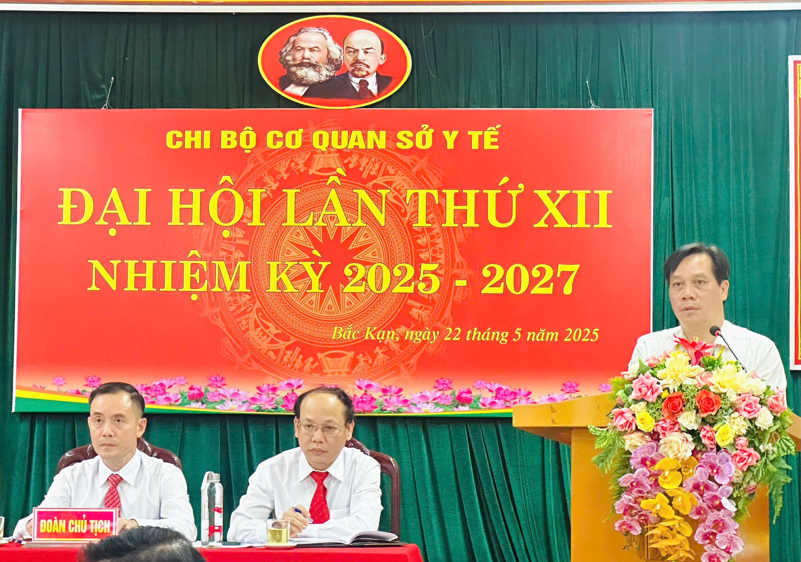 https://sv1.anhsieuviet.com/2025/05/22/88b275b95867ed39b476.jpg