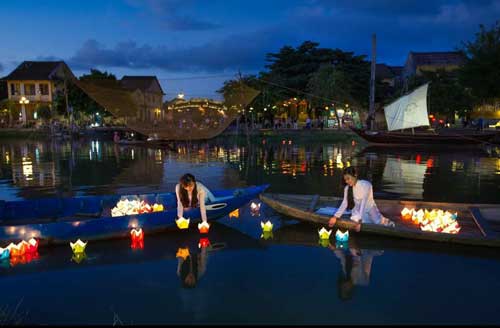 Chợ Nổi Ban Đêm – Trải Nghiệm Mới Lạ