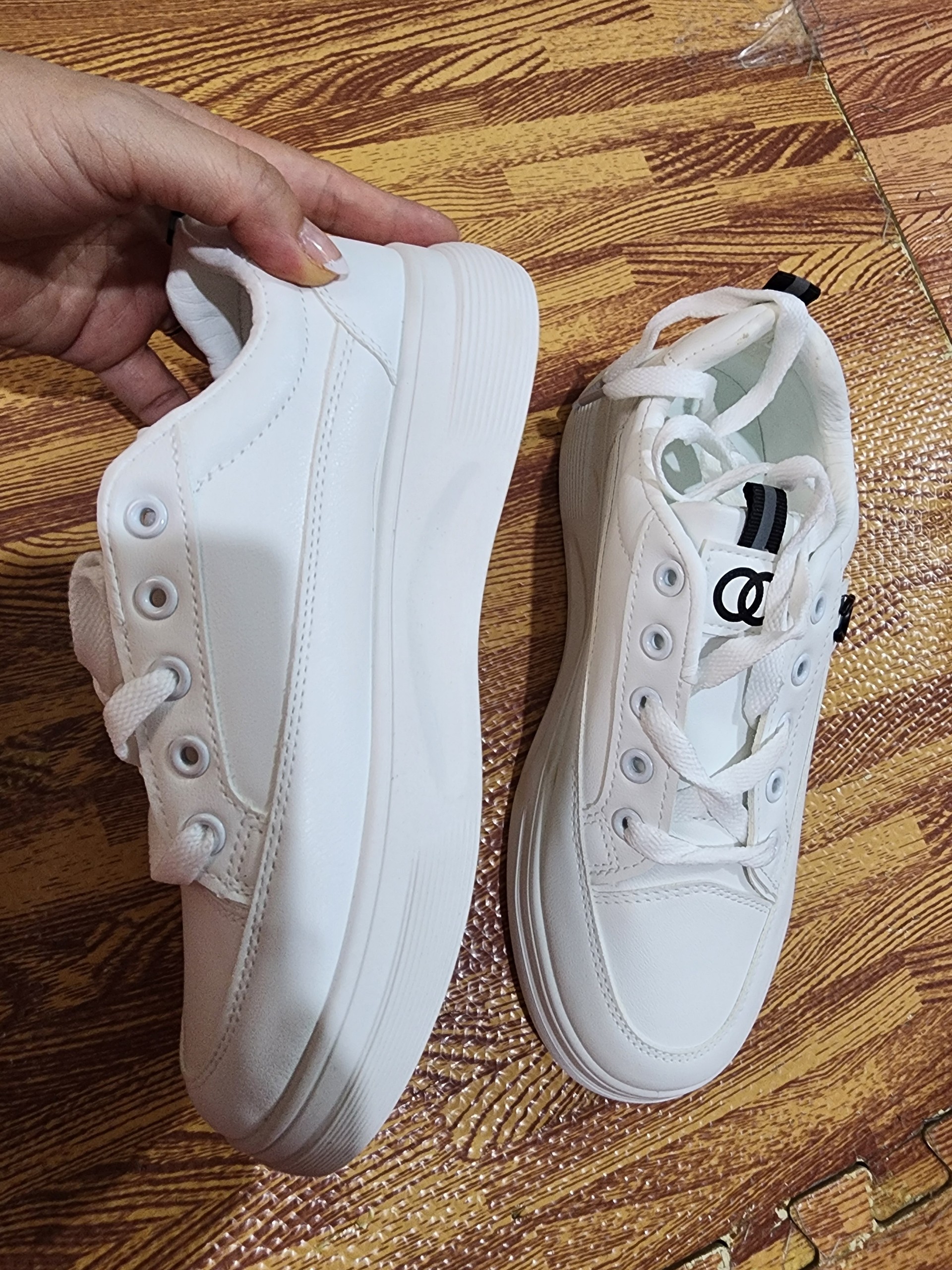 [​IMG]