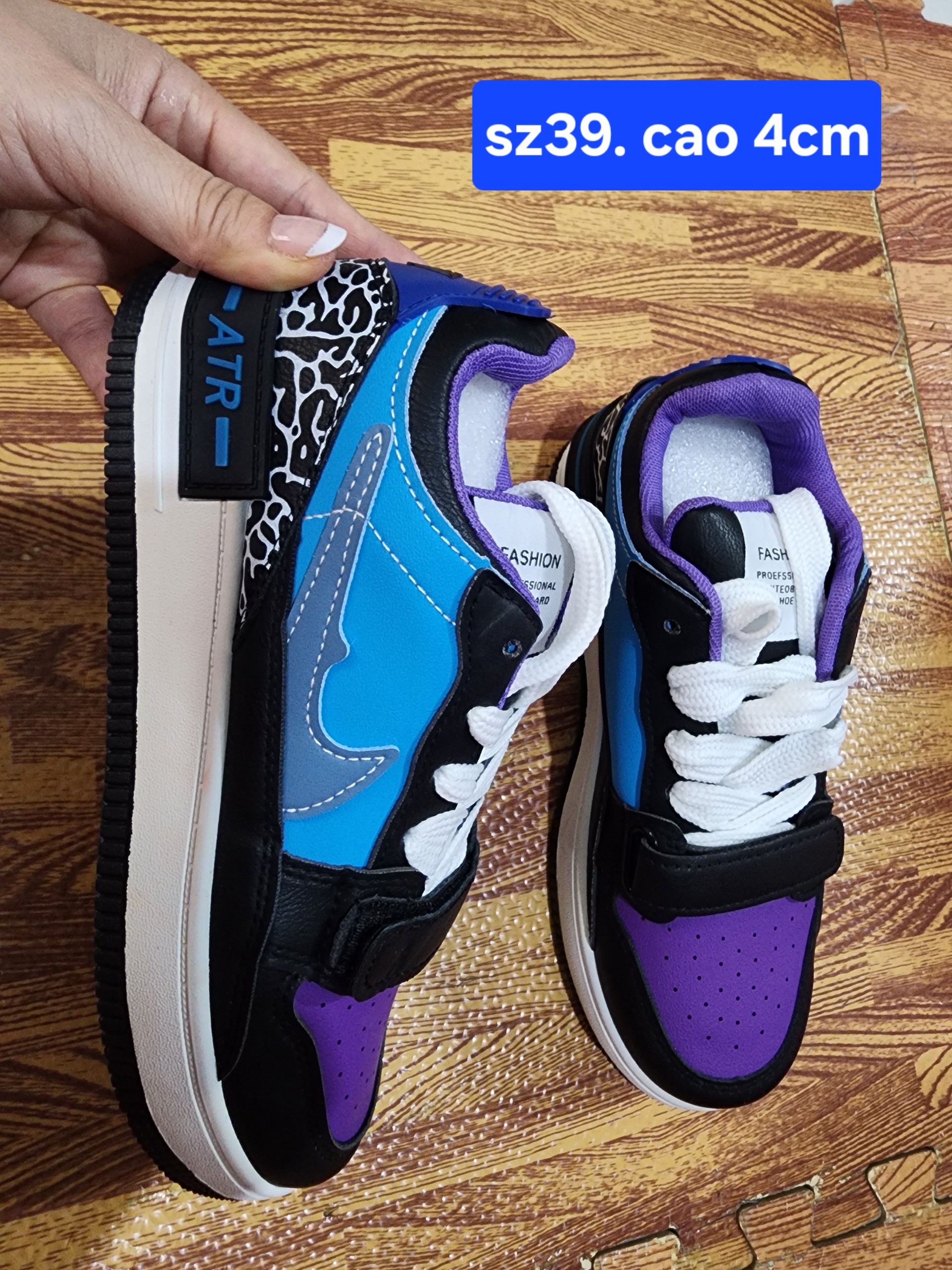 [​IMG]